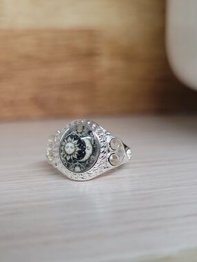 CELESTIAL SUN & MOON Sterling Silver Signet Ring - Silver